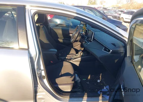 2022 Toyota Corolla Se Nightshade Edition z USA, uszkodzony, nr VIN JTND4MBEXN3174164